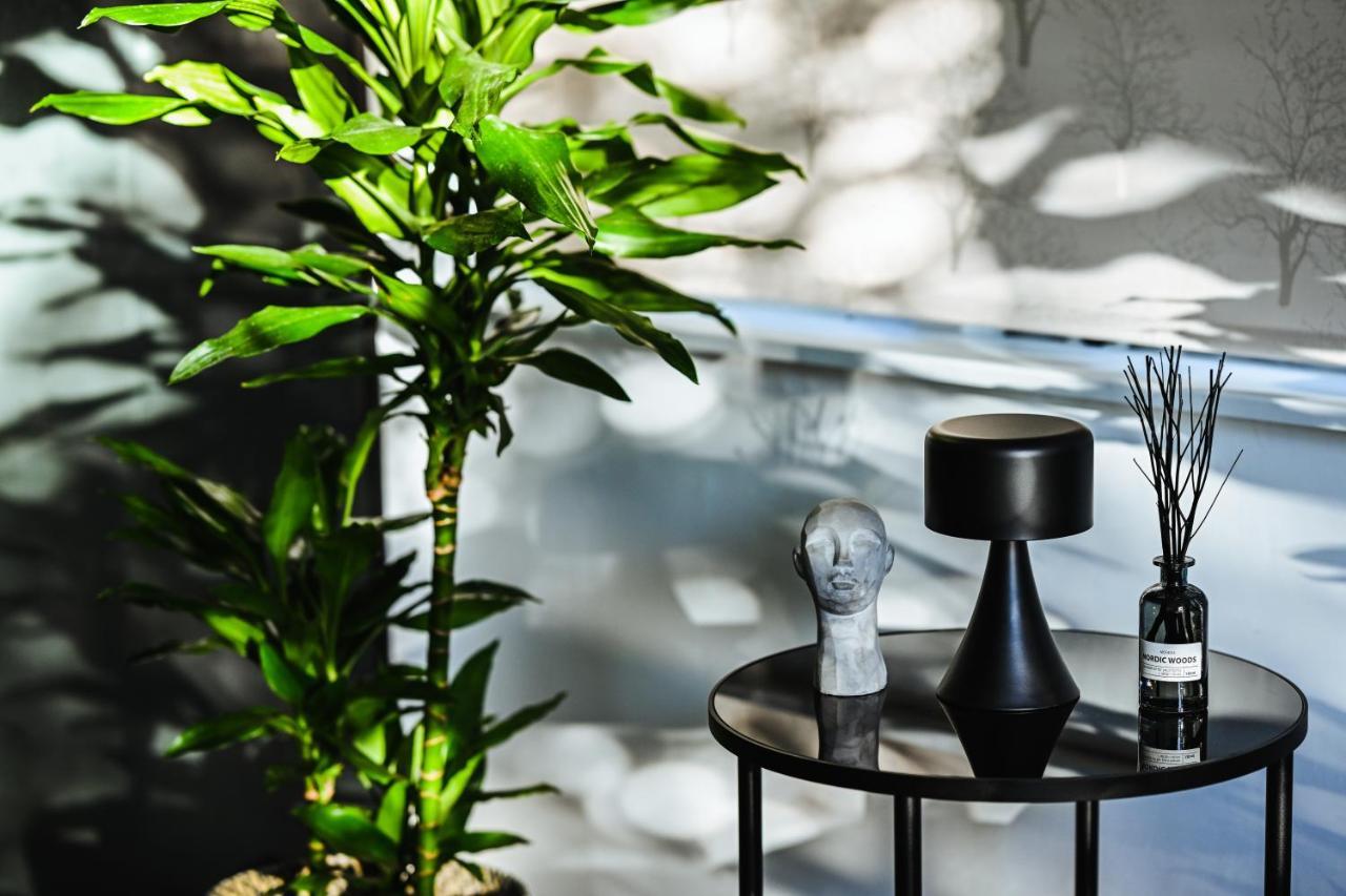 Alka - Cozy Room By The Sea With Private Hot Tub Njarthvik エクステリア 写真